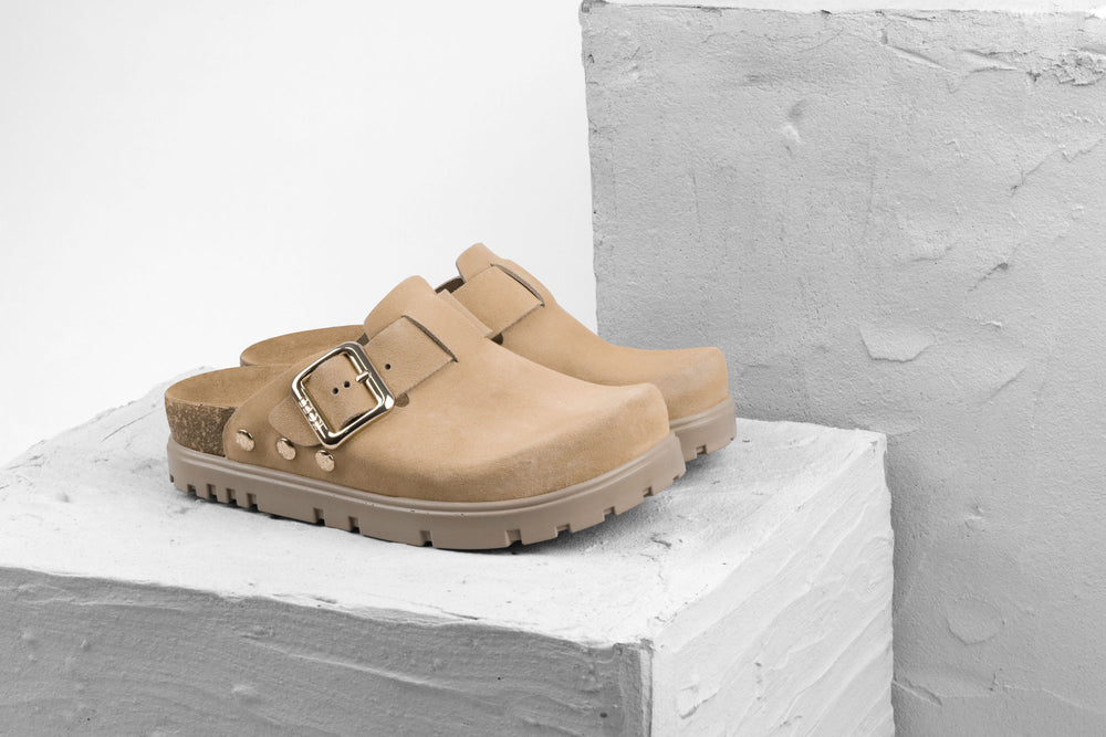 Andora II by LEON- Women’s Leather Platform Clog- Adjustable Buckle & Cork-Style Slide - Leon Footwear 