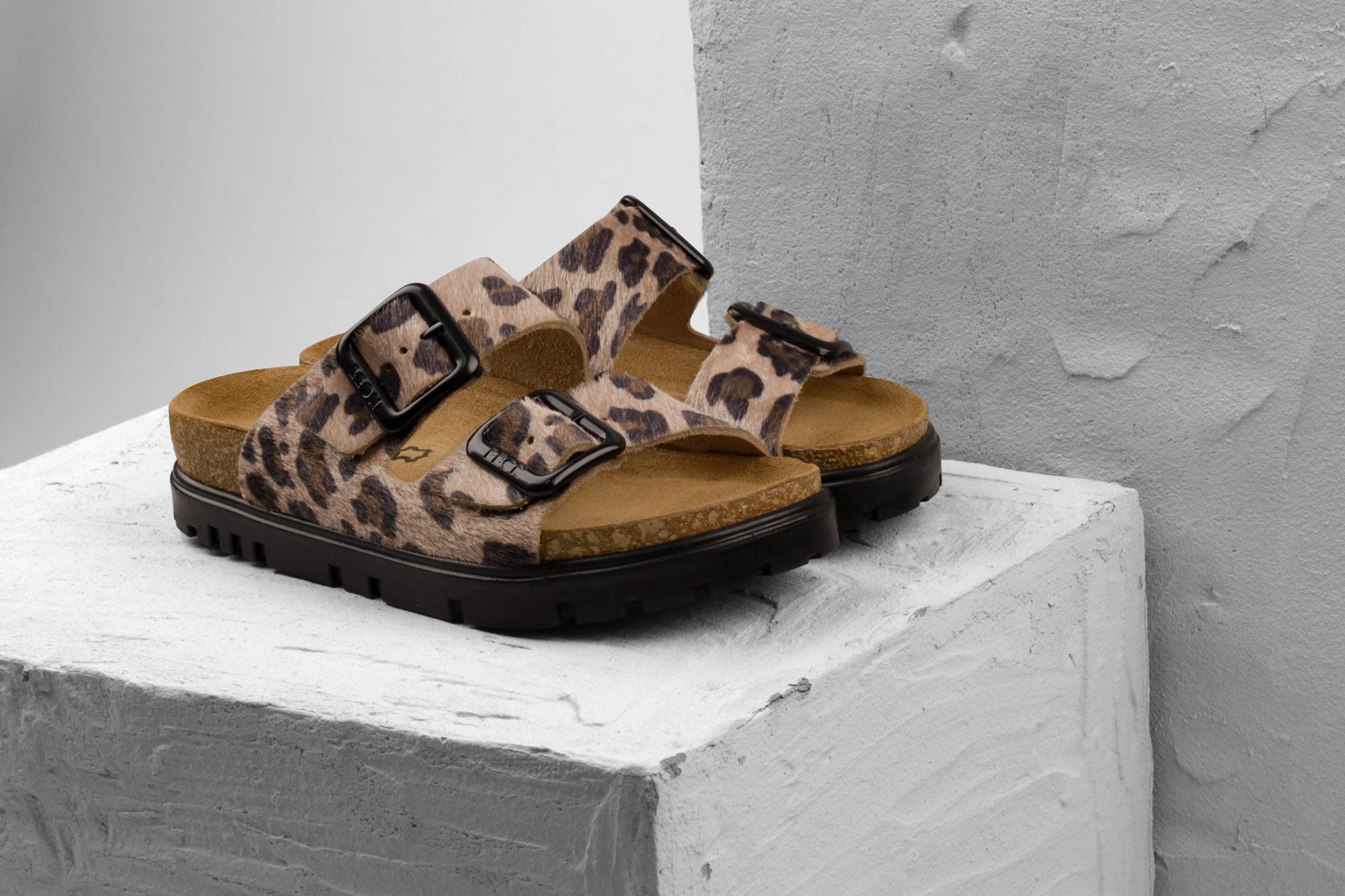 Terra by LEON- Women’s Leather Sandal– Adjustable Buckle Cork-style Footbed - Leon Footwear 