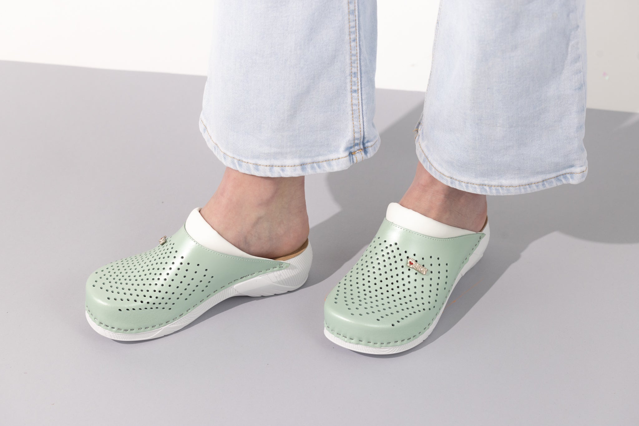 Pandora III by LEON- Women’s Leather Clogs- Gel Insole & Perforated Leather for Breathability - Leon Footwear 