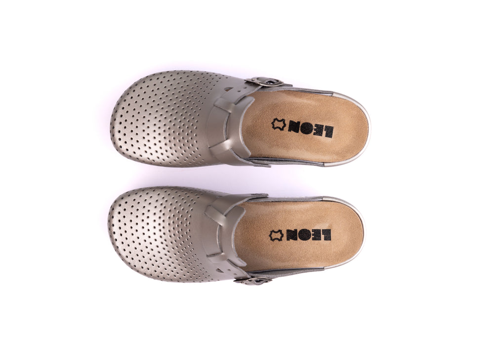 Nora IV by LEON– Women’s Leather Clogs- Adjustable Buckle with Removable Gel-Insole - Leon Footwear 